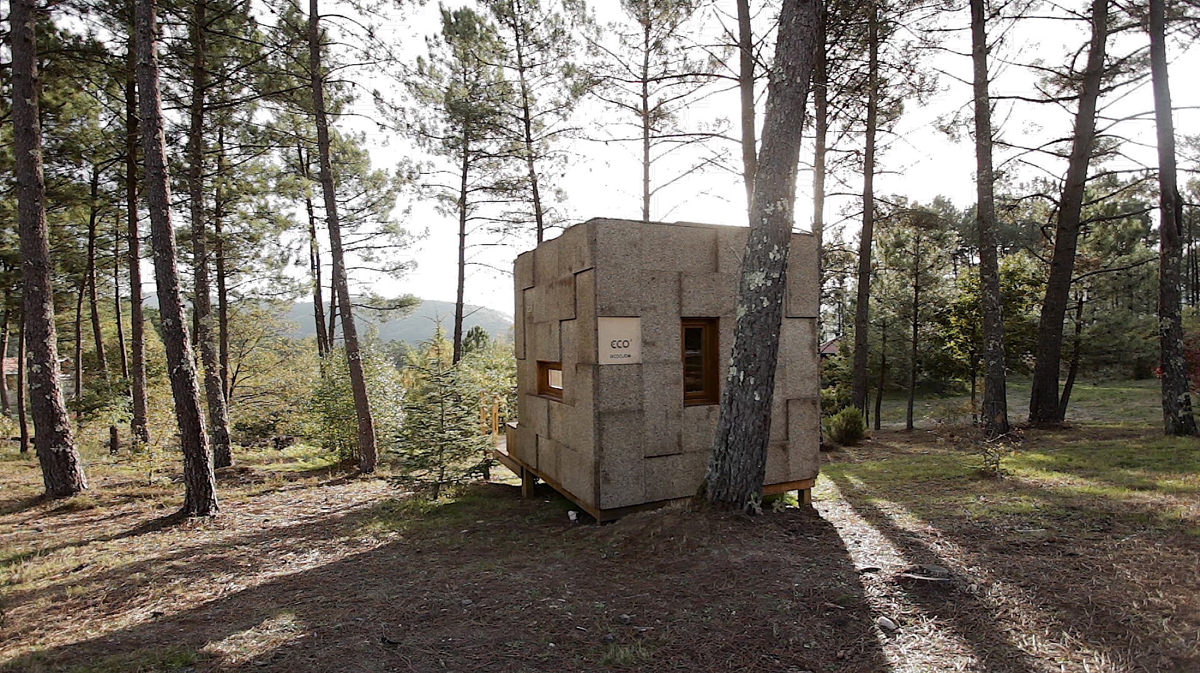 Cork Microhouse