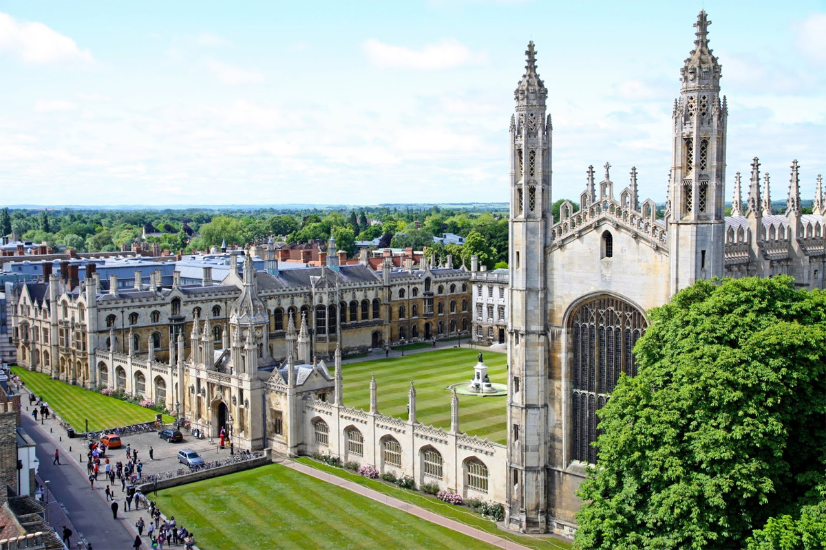 Top 20 Most Beautiful College Campuses In The World