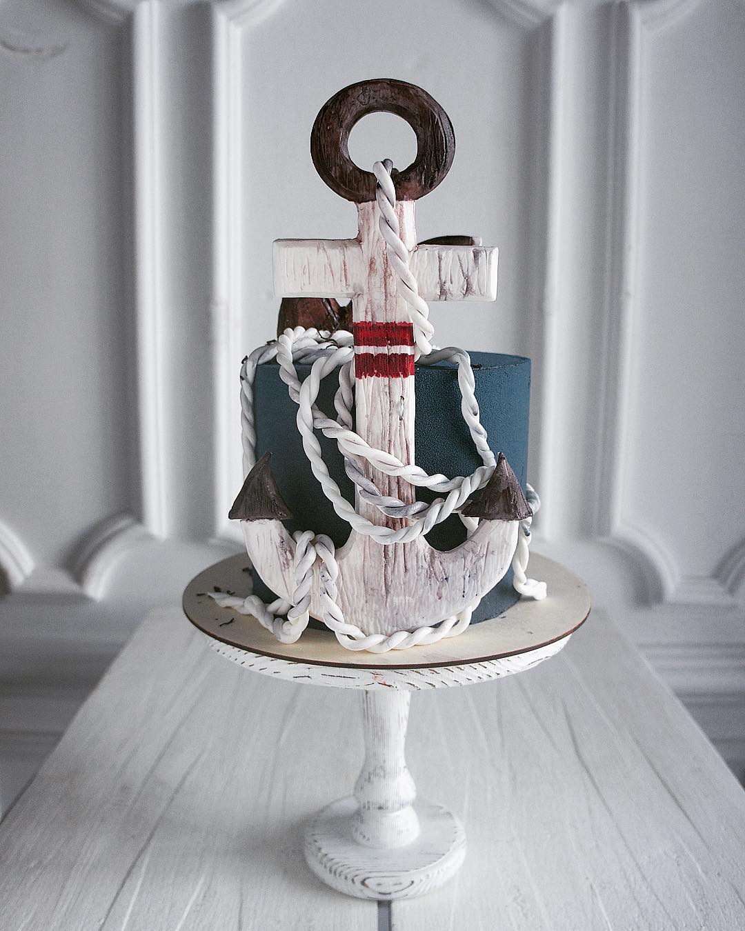 cake with an anchor