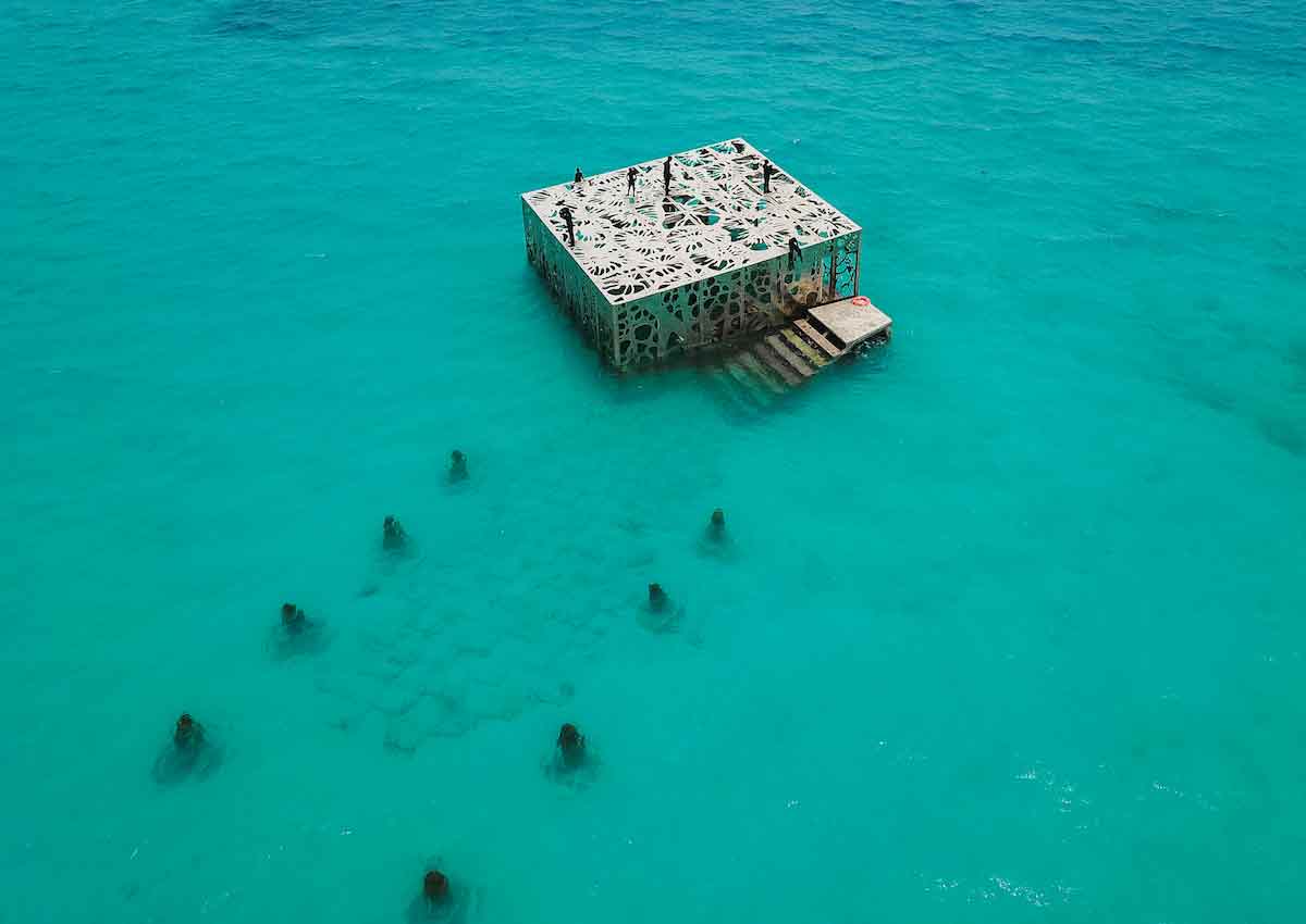 underwater museum in coralarium