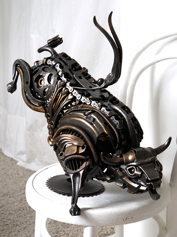 buffalo metal sculpture