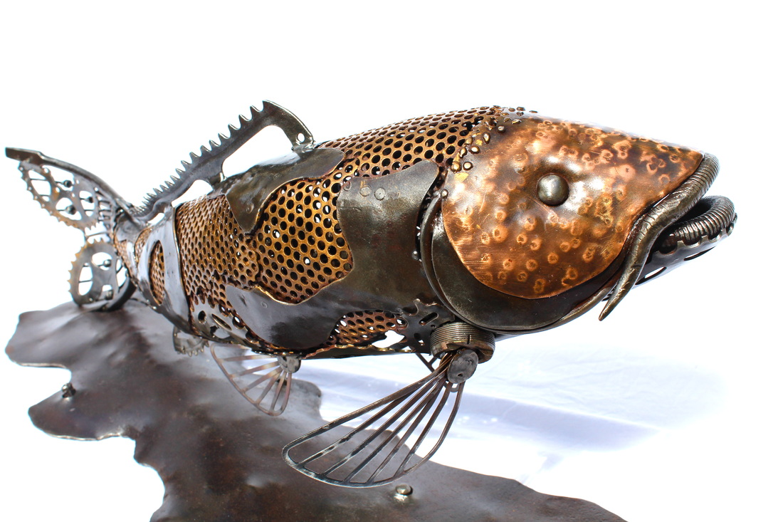 metal animal sculpture