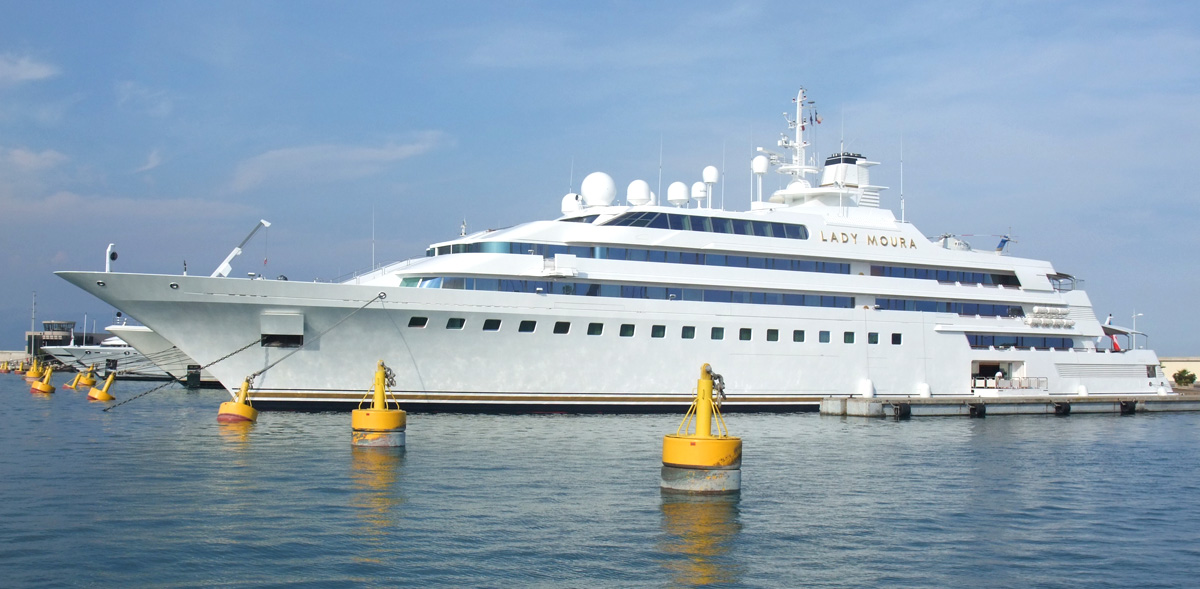 yacht de luxe lady moura 
