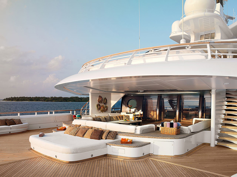 pelorus yacht interior