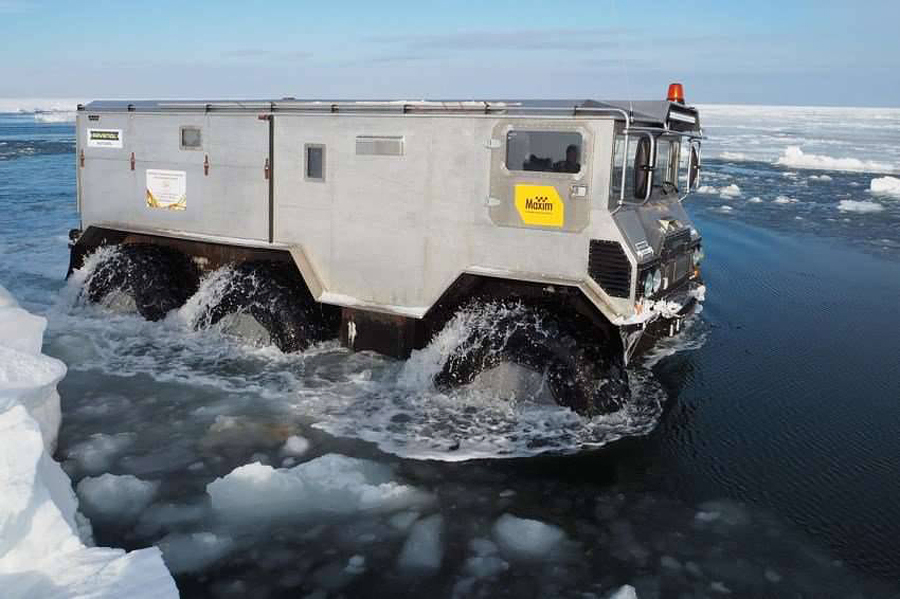 Burlak Amphibious ATV