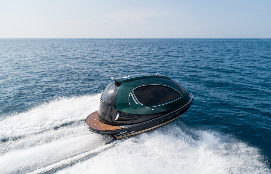 jet capsule