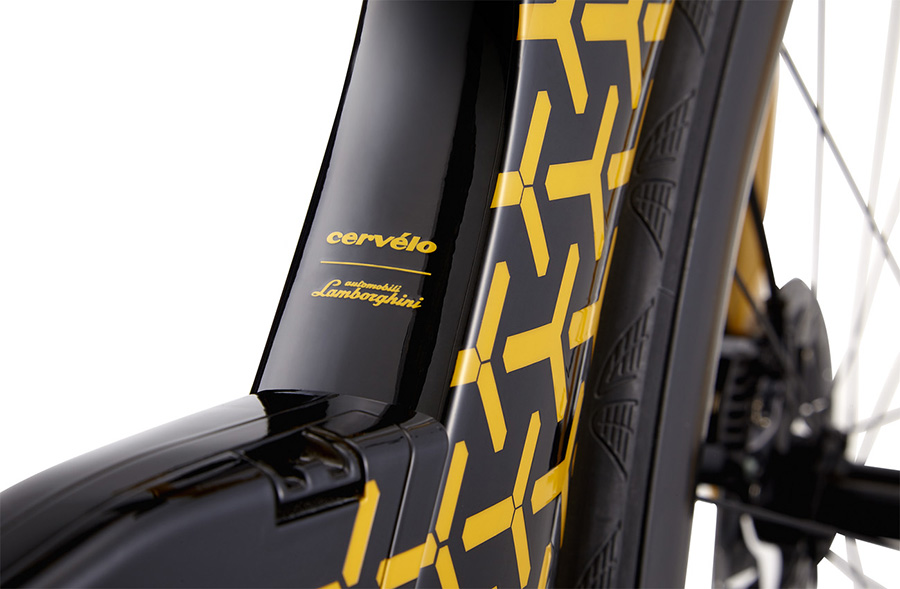 Lamborghini x Cervelo P5X Lamborghini Edition Bike