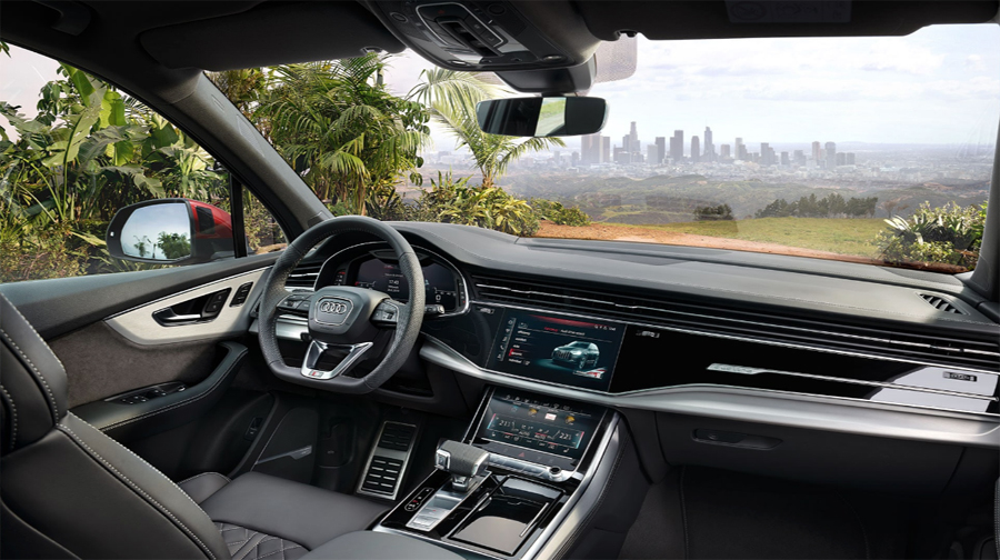 2019 Audi Q7 interior