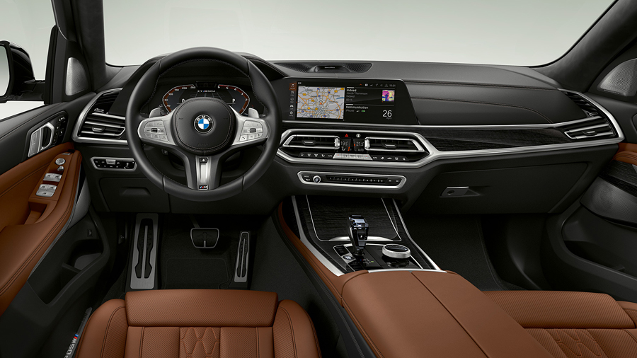 2019 BMW X7 interior