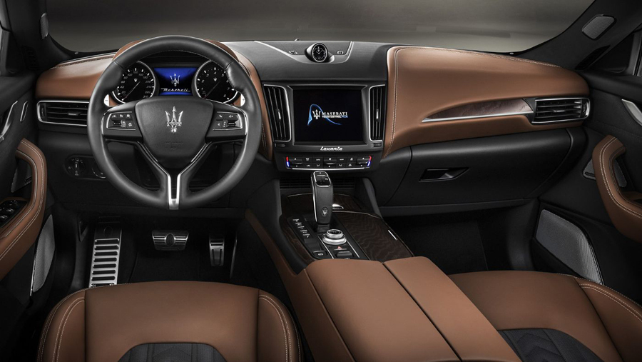 2019 Maserati Levante interior