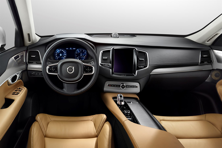 2019 Volvo XC90 interior