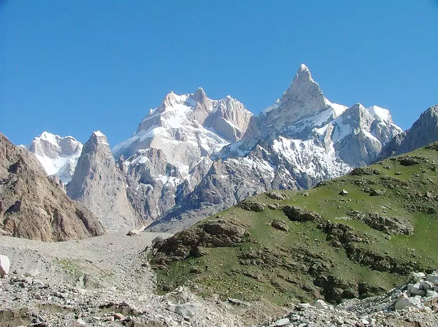 Baintha Brakk (7285 m) - Pakistan