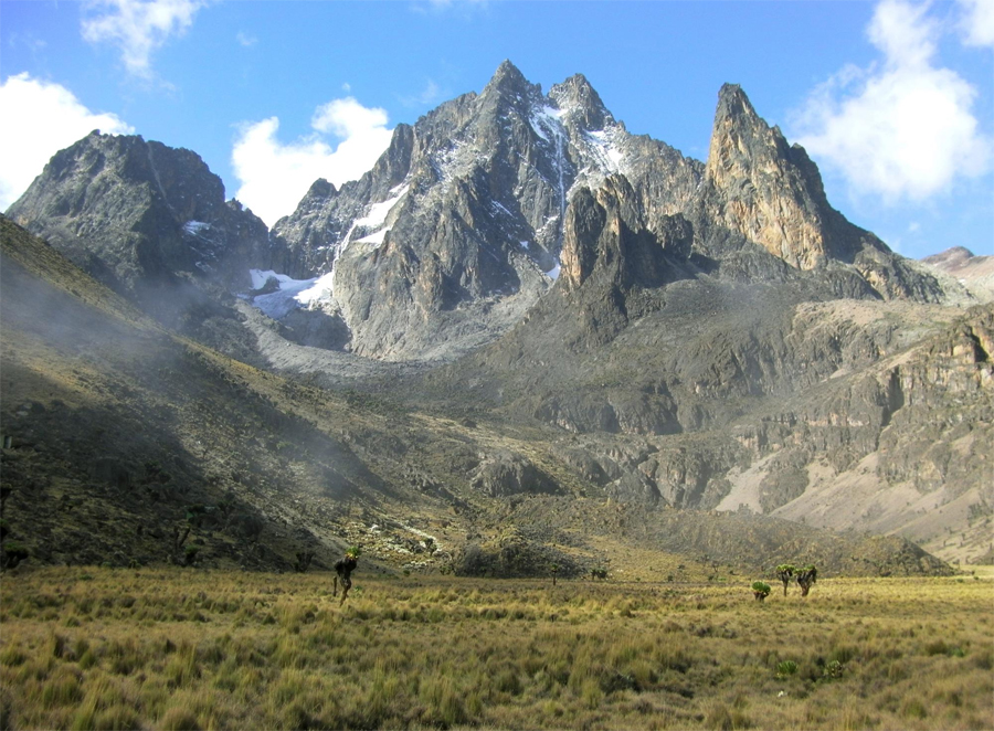 Mount Kenya (5199 m) - Kenya