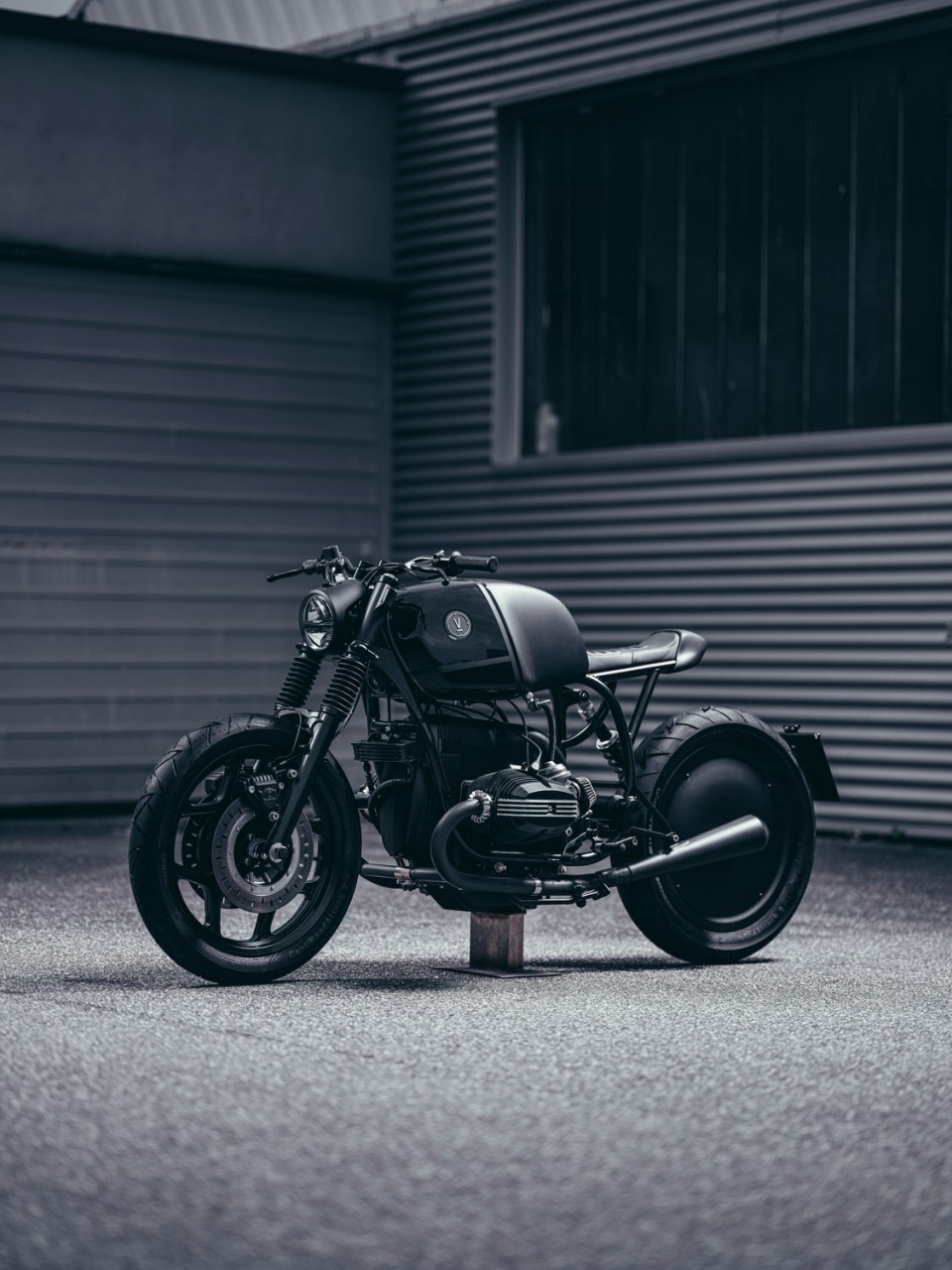black bmw bike