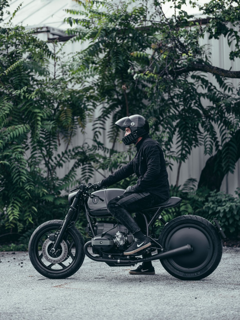 bmw r100rt vagabund moto black edition