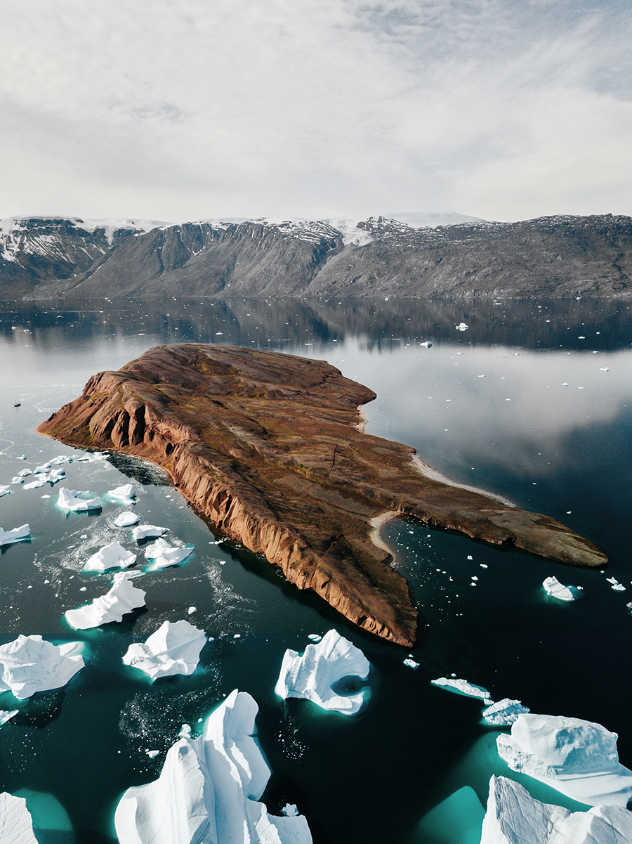 Atmosphere and Energy of the Northern Nature in the Northern Winds Book by Nick Bondarev