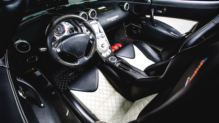 koenigsegg ccxr trevita interior