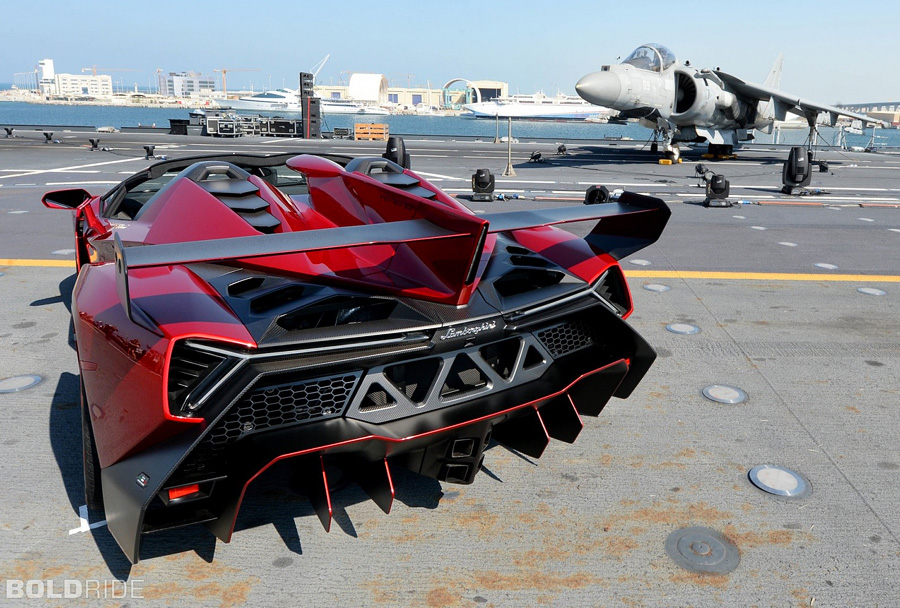 lamborghini veneno roadster images