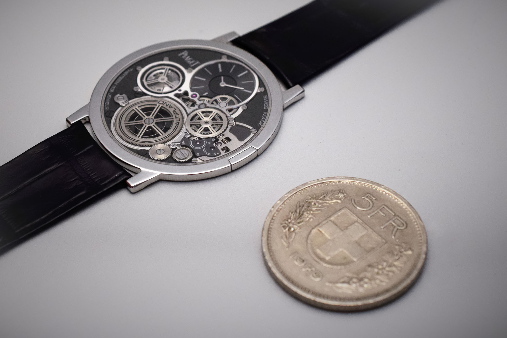 ultra thin watch mens