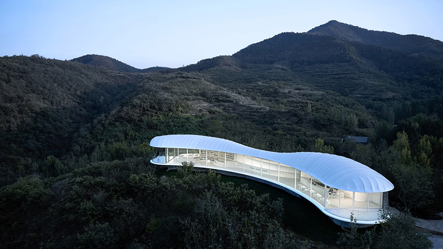 Curved Cloud-Like Pavillion to Overlook Sacred Mountain in China