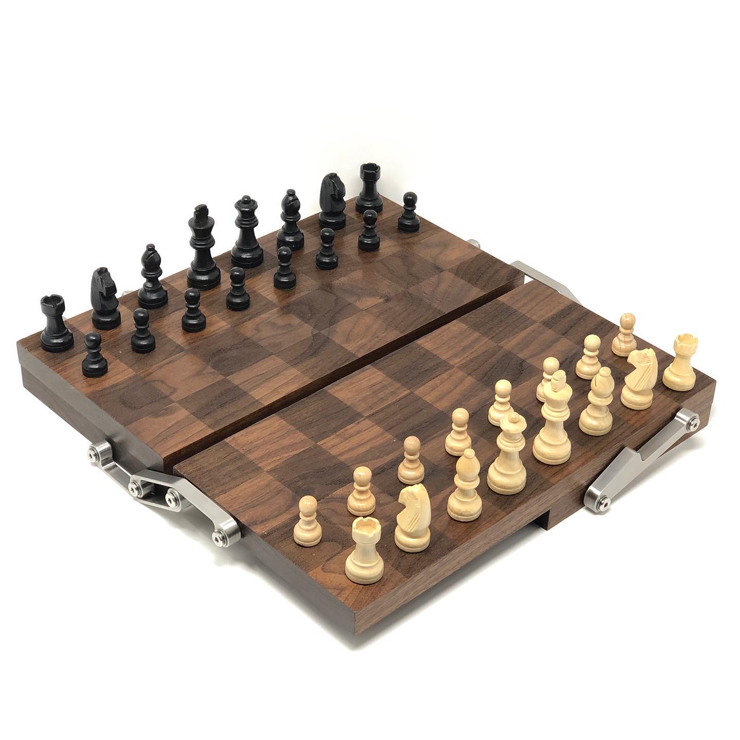 unfolding chess board