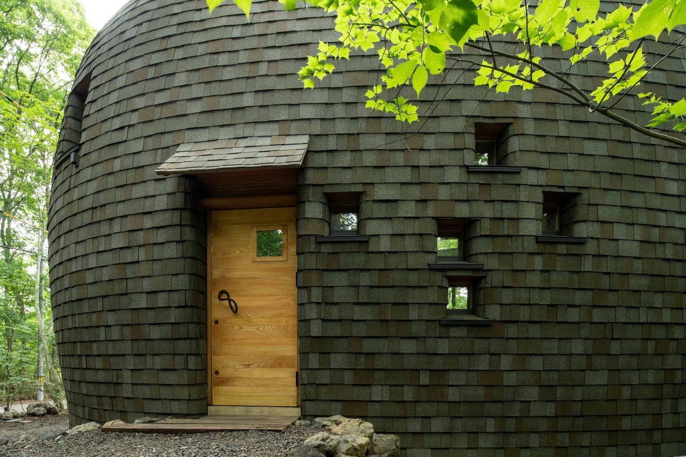 tiny house shell japan