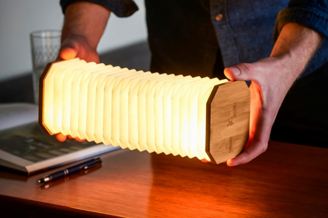 Accordion-Inspired Creative LED Light by Gingko Design