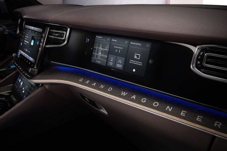 2021 jeep grand wagoneer inside