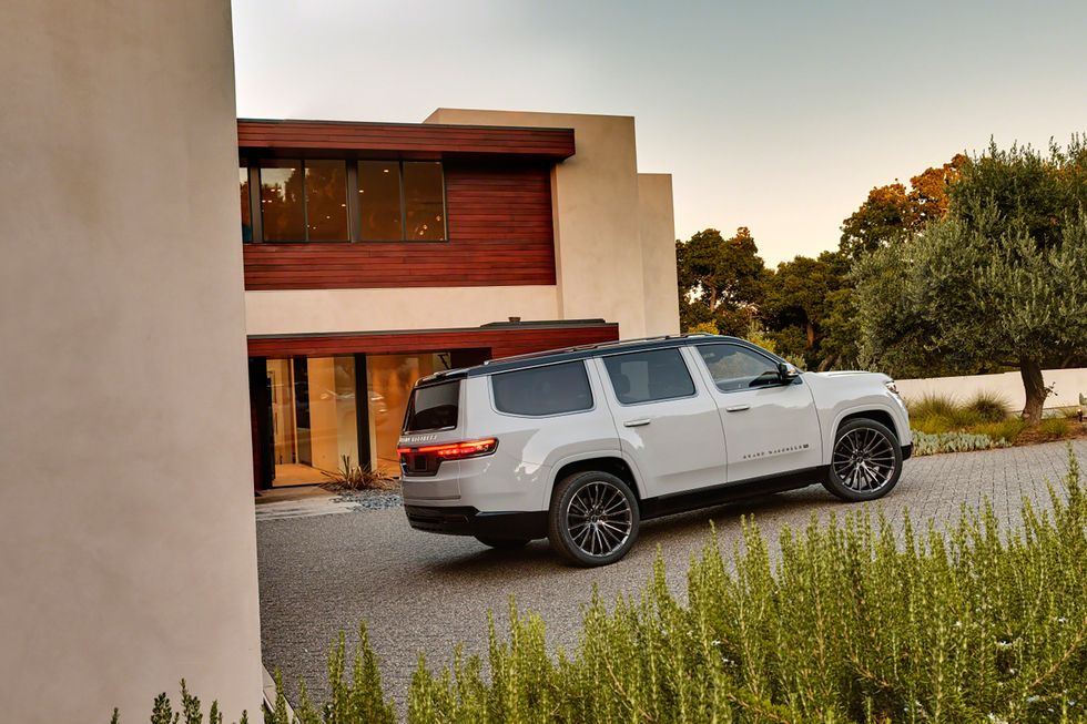 grand jeep wagoneer