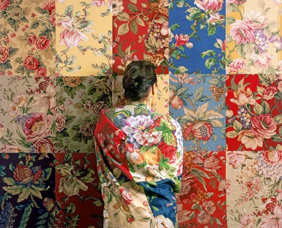 camouflaged body art works