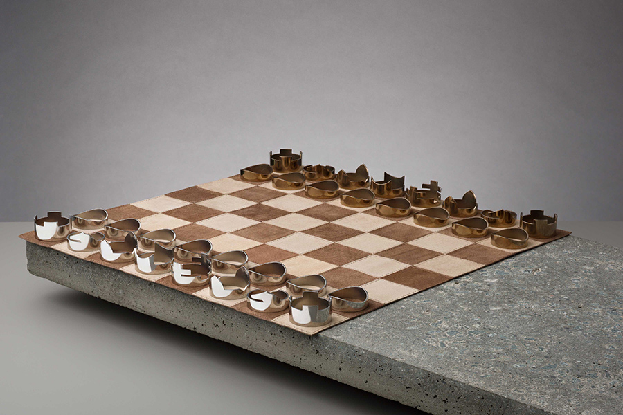 Raw Studio Portable Chess Set