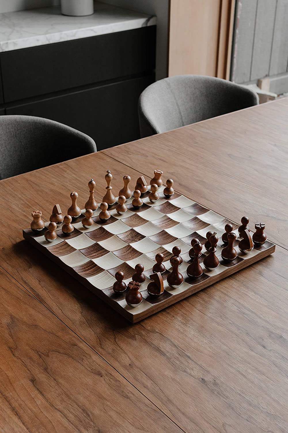 Umbra Wobble Chess Set