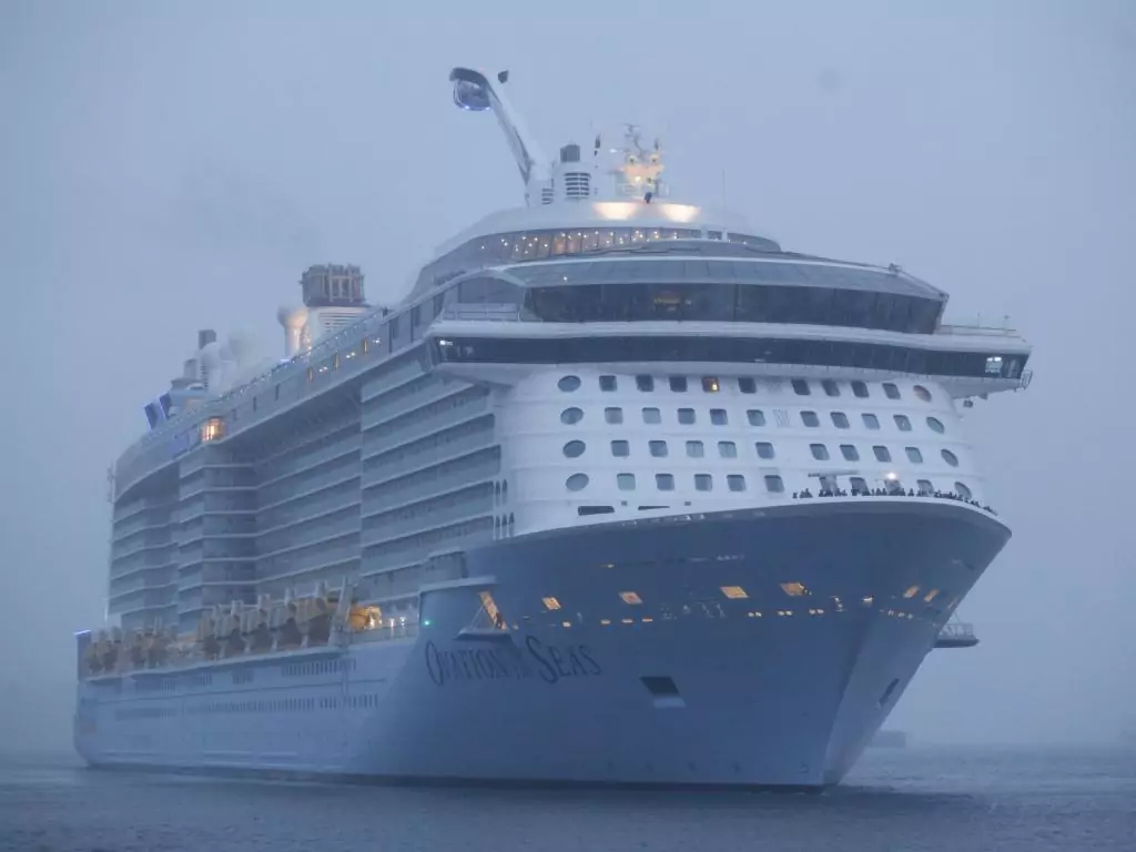 Cruise Ship 'Ovation of the Seas'