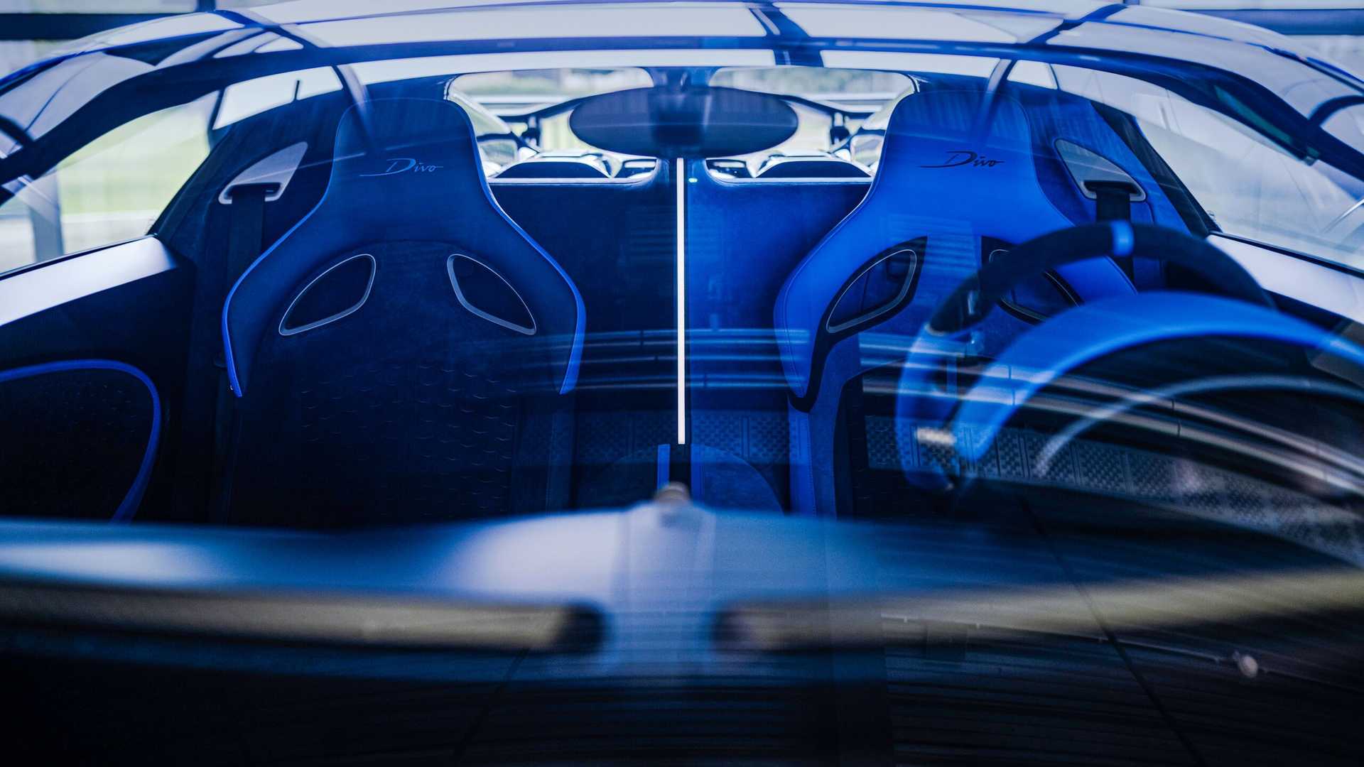 bugatti divo blue interior