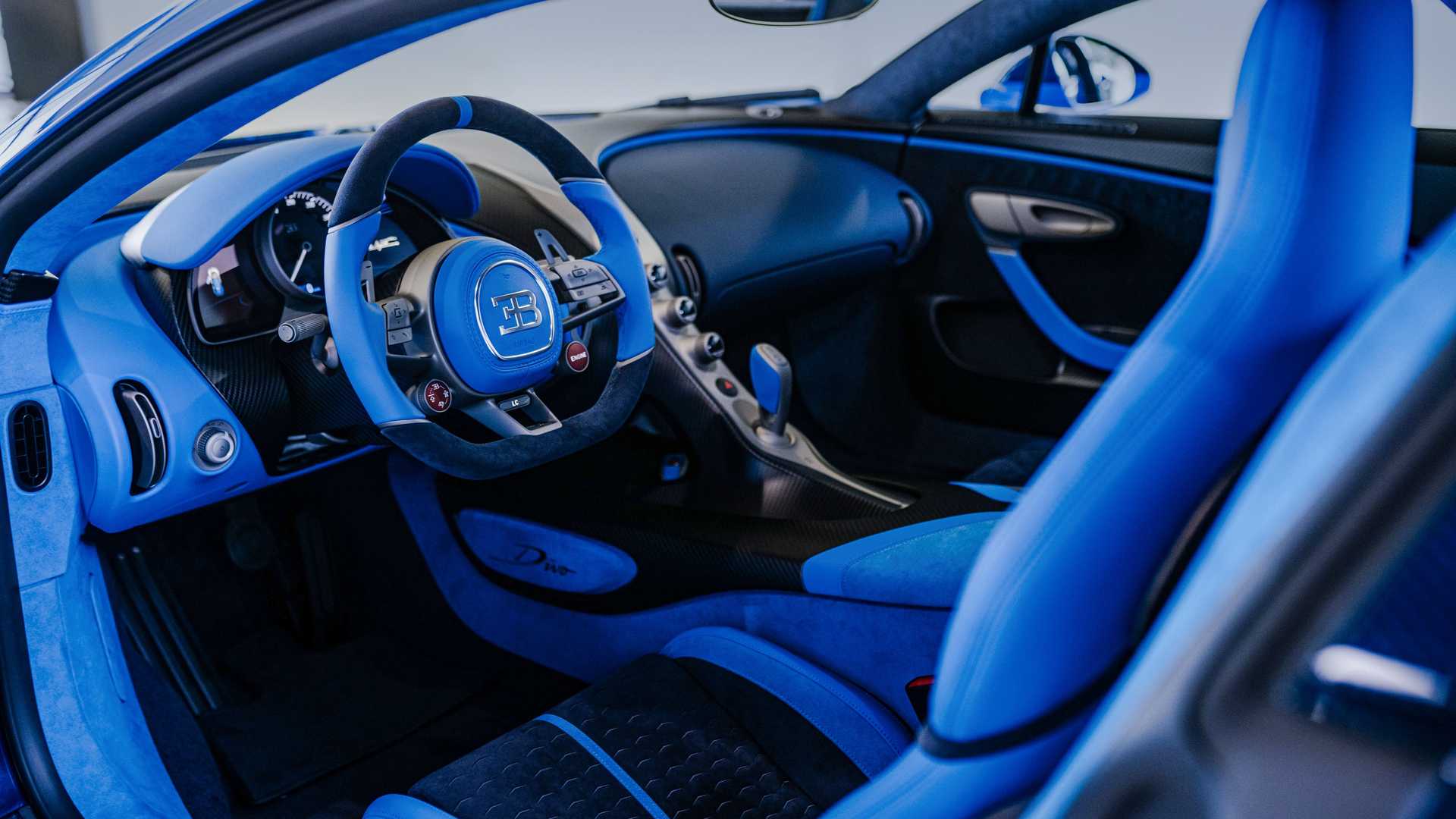 bugatti divo interior