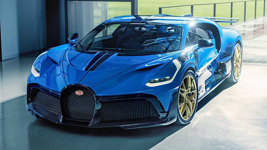 Final 2021 Bugatti Divo Coupe