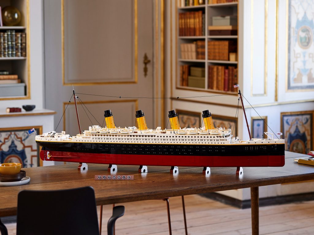 The Biggest LEGO Set EVER - LEGO Titanic