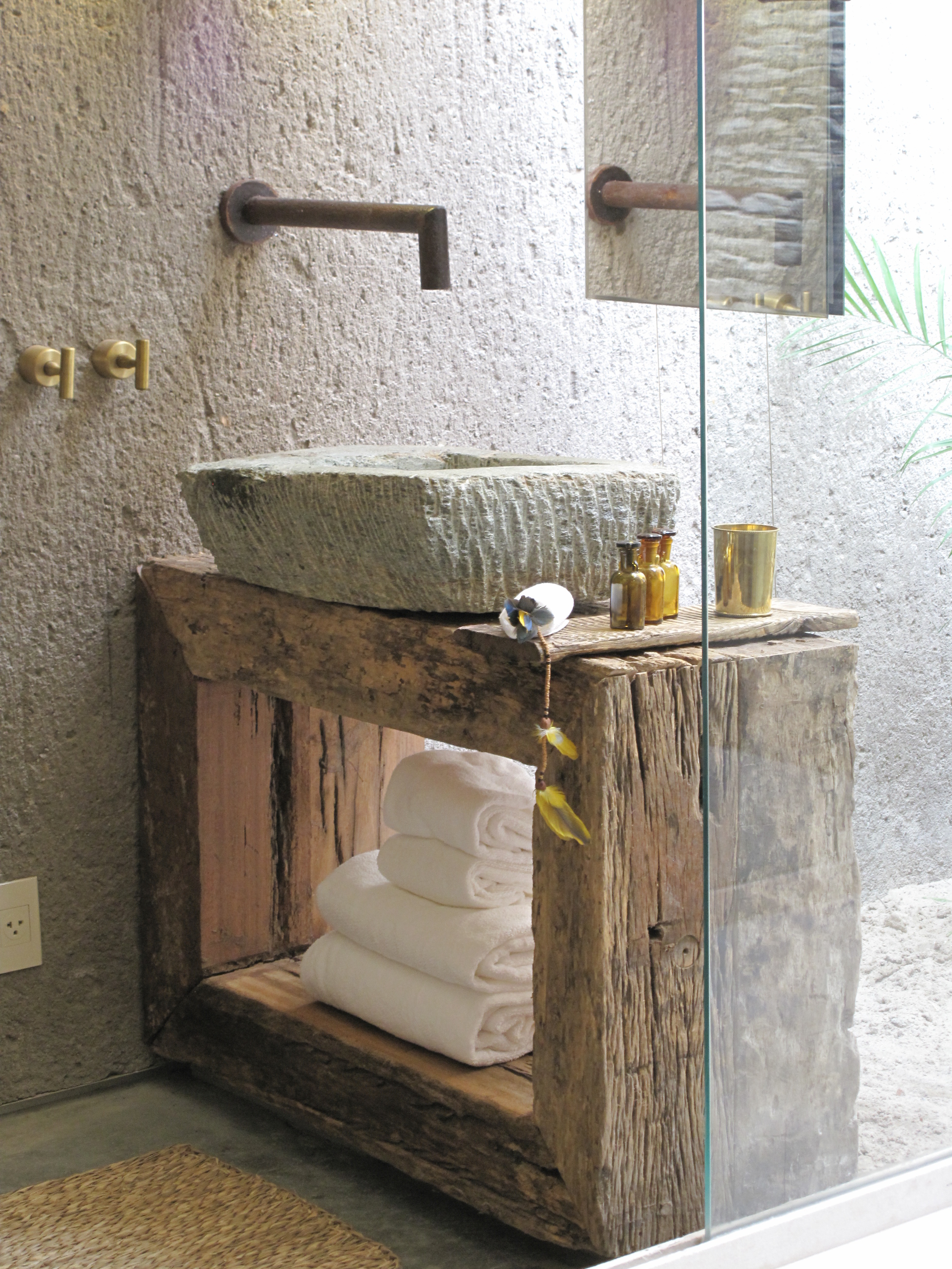 Compact vanity unit with natural stone basin