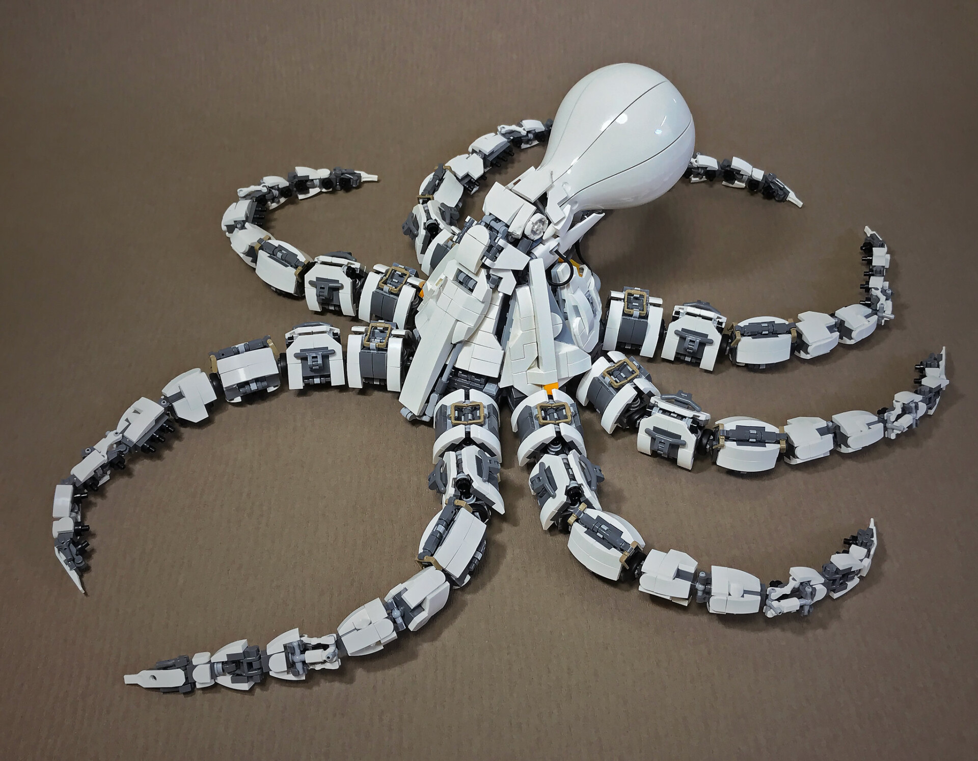 Complex LEGO Animals and Insects Robots by Mitsuru Nikaido