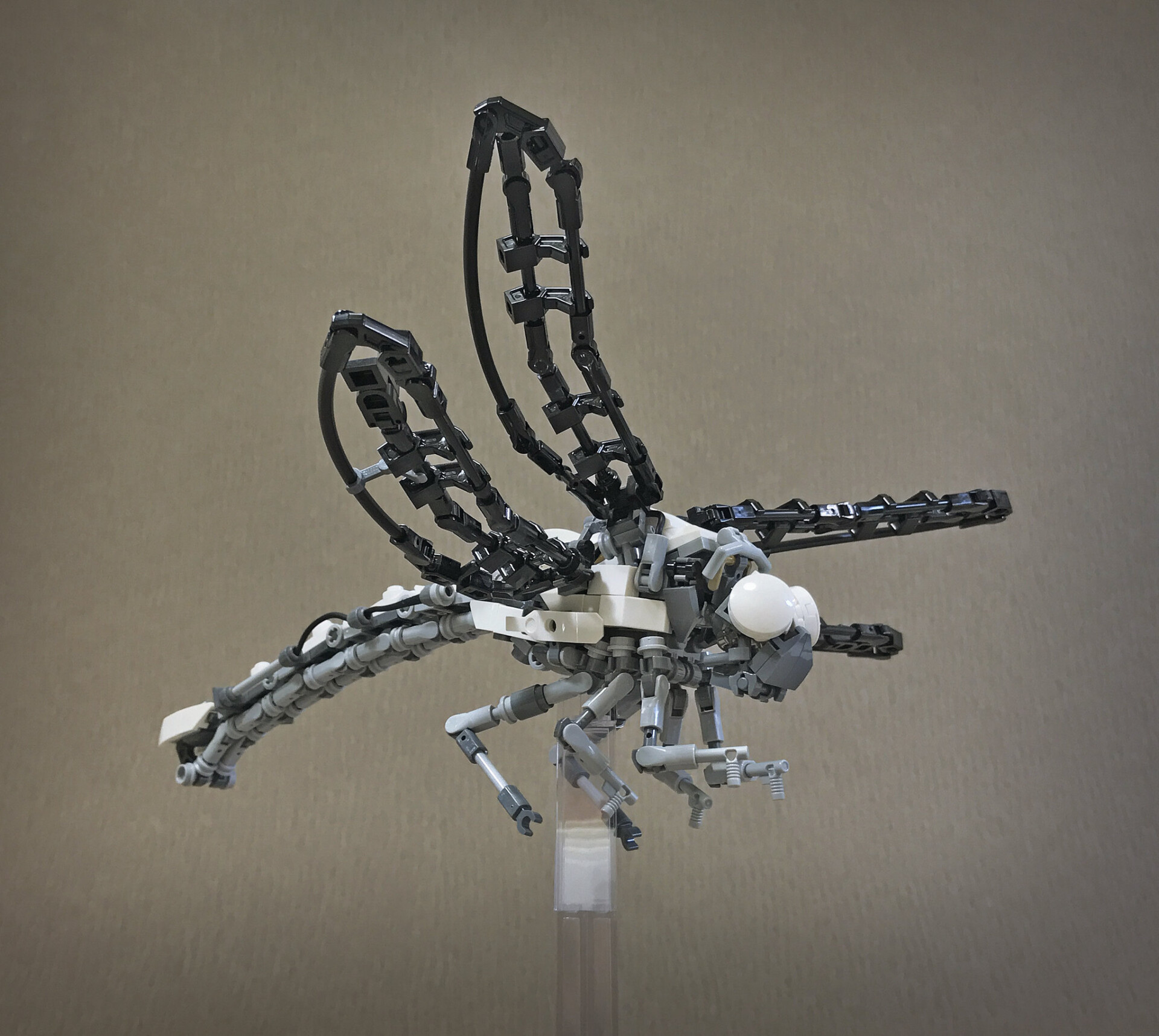 Complex LEGO Animals and Insects Robots by Mitsuru Nikaido