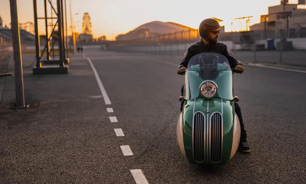 NMoto Golden Age Motorcycle