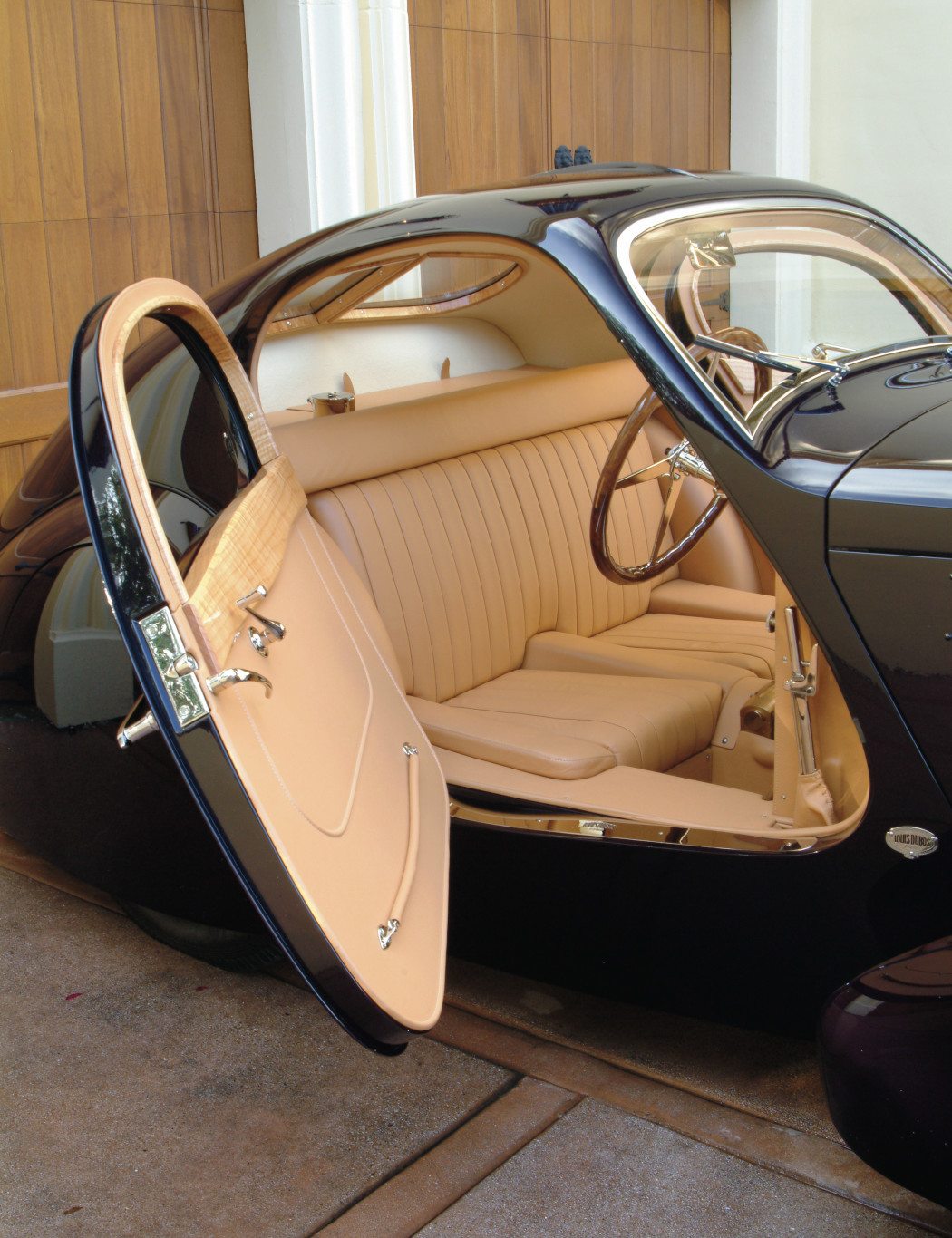 1930 Bugatti Type 51 Dubos Coupe vintage car
