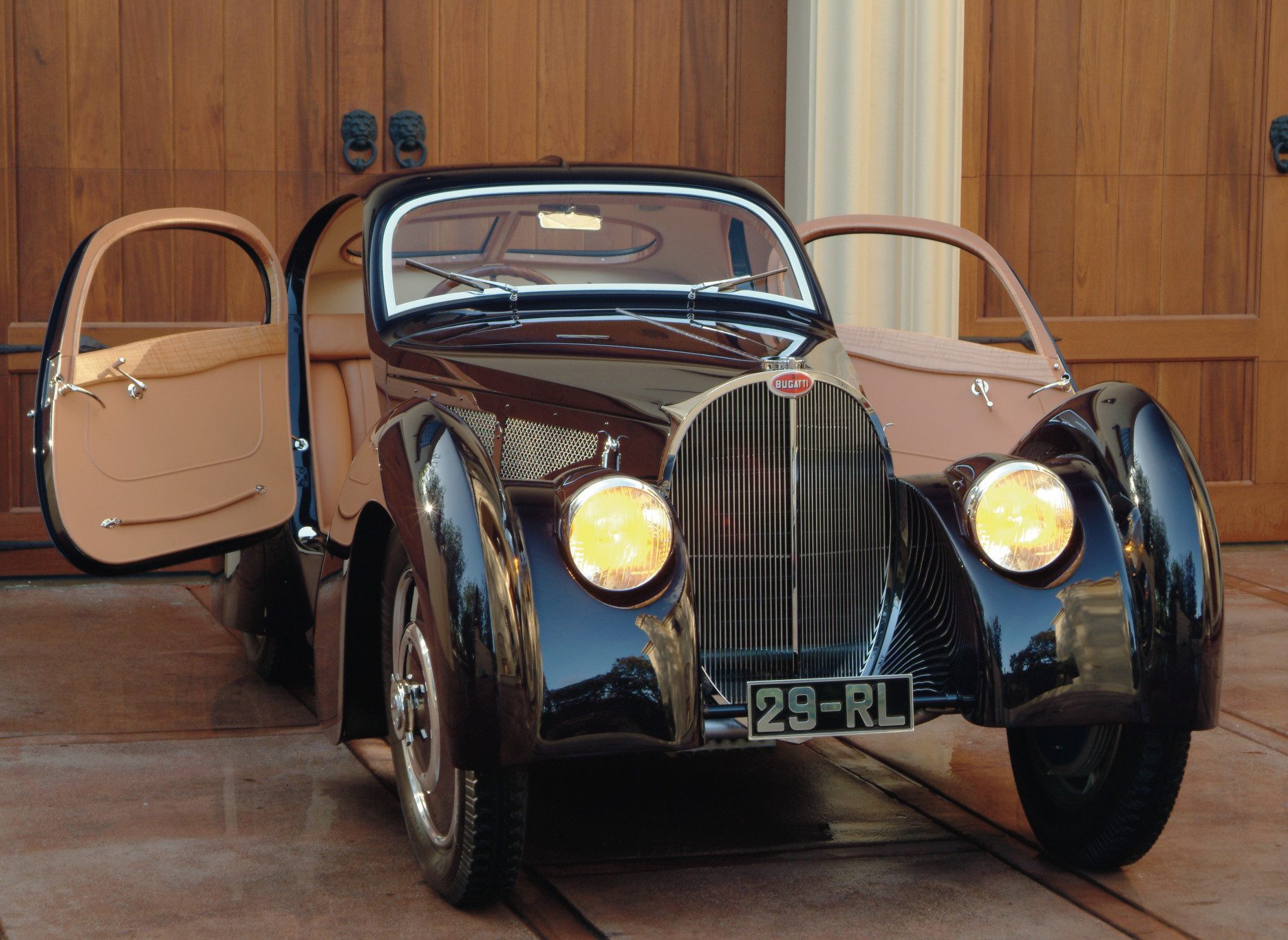 1930 Bugatti Type 51 Dubos Coupe retro car