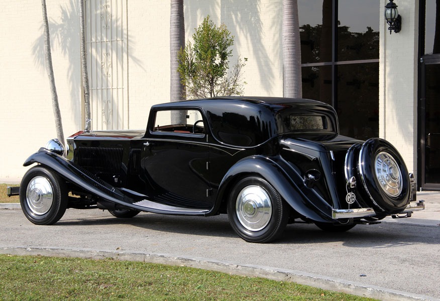 1933 Rolls-Royce Phantom II retro car