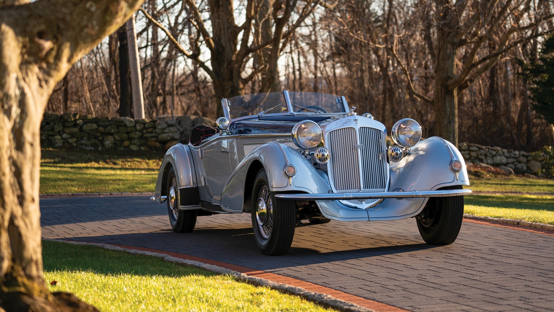 1936 Horch 853 Roadster retro car