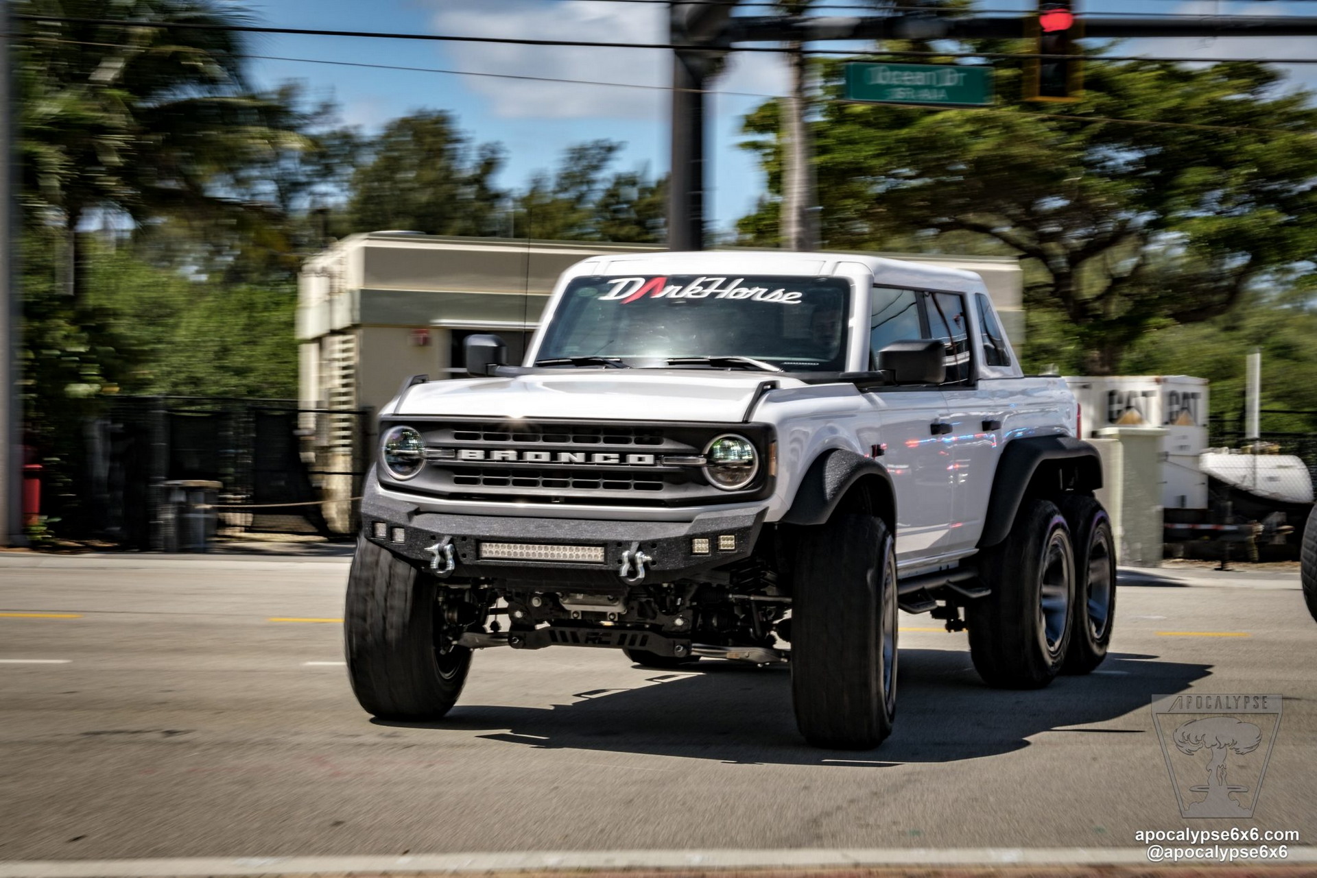 Apocalypse's 'The Dark Horse' Is a Fully-Bespoke 400-HP Ford Bronco 6×6