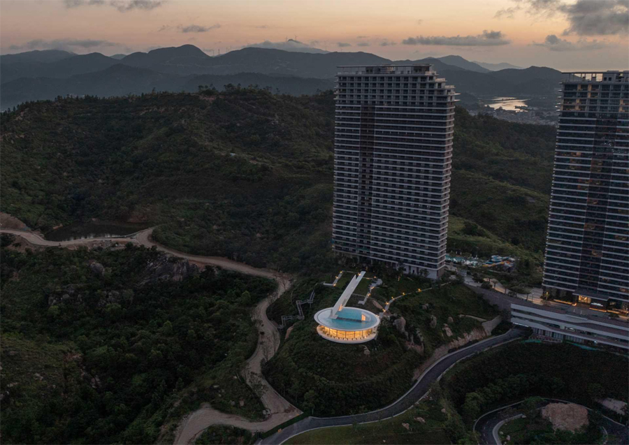 Clifftop Library in China with Circular Pool