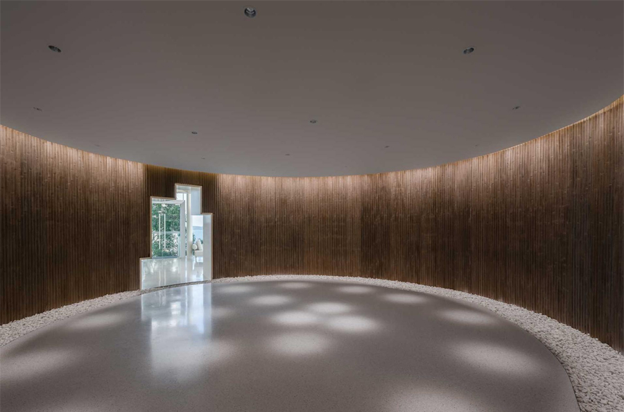 Clifftop Library in China with Circular Pool