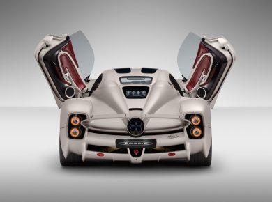 852-HP V-12–Powered 2023 Pagani Utopia Coupe