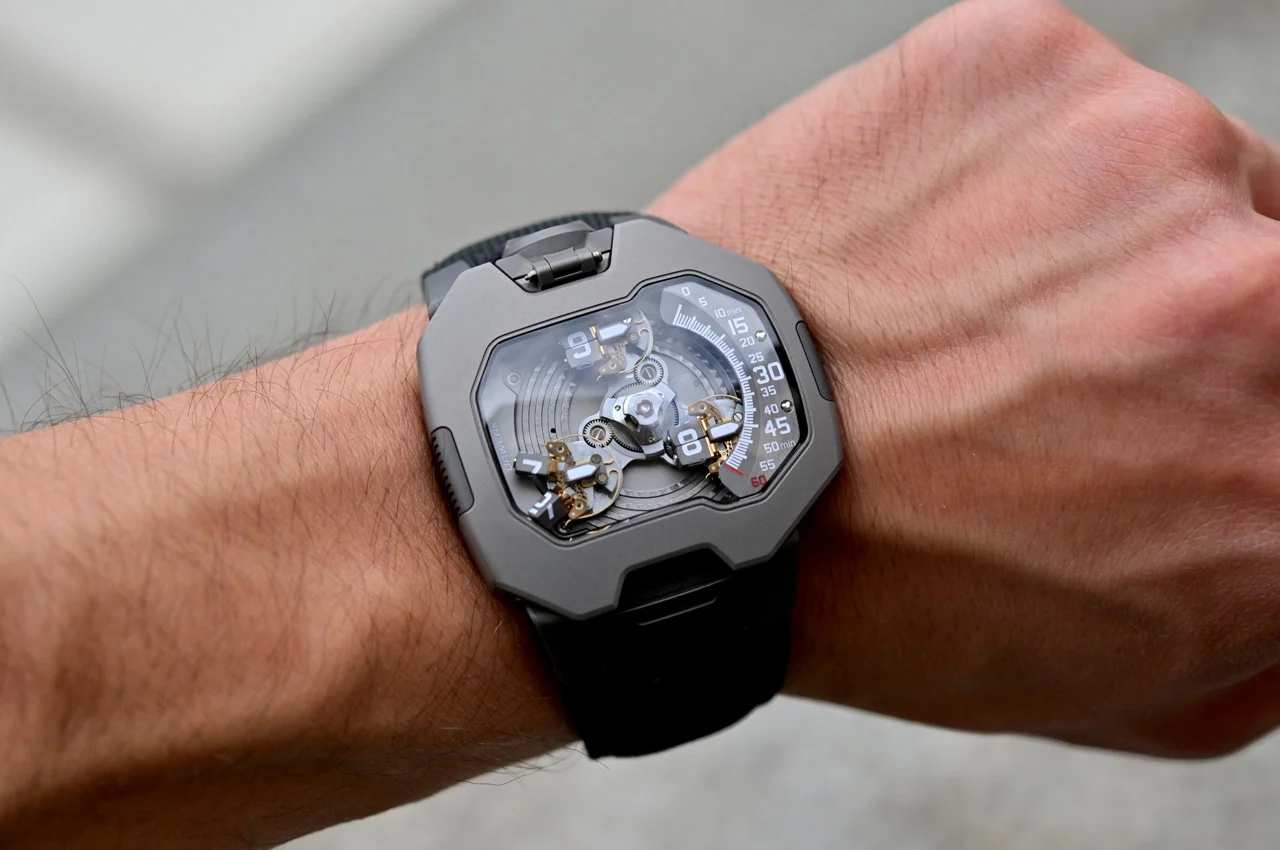 Urwerk UR-120